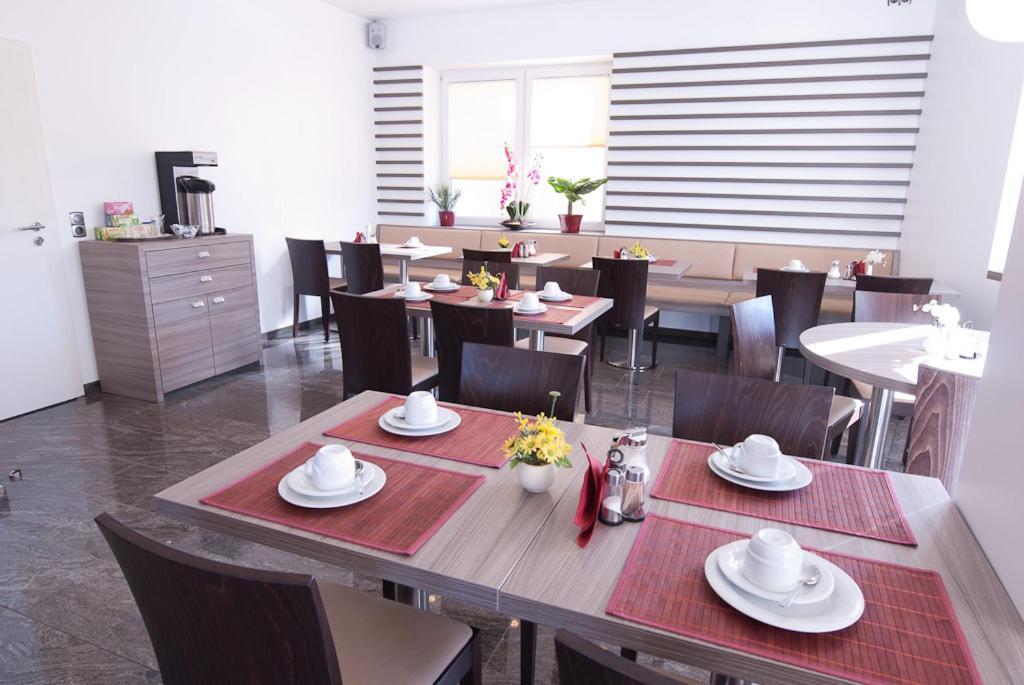 Aristo Hotel Filderstadt Bagian luar foto