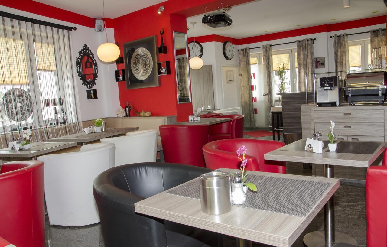 Aristo Hotel Filderstadt Bagian luar foto